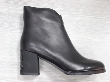 Зимние женские ботинки Sufinna 11992