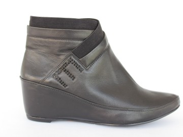 Демисезонные женские ботинки Deenoor 001026